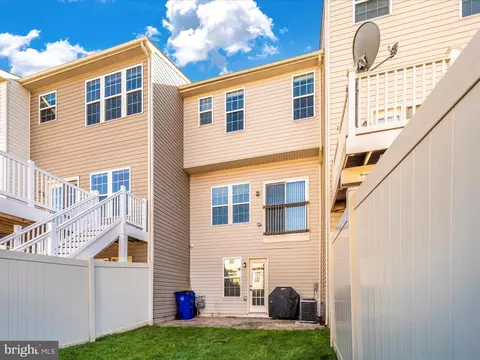 2072 Spring Run Cir, Frederick, MD 21702 photo 36