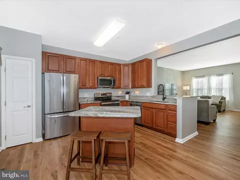 2072 Spring Run Cir, Frederick, MD 21702 photo 11