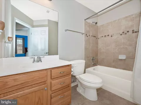 2072 Spring Run Cir, Frederick, MD 21702 photo 27