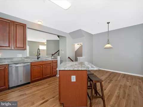 2072 Spring Run Cir, Frederick, MD 21702 photo 13