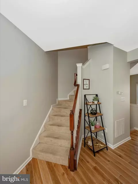 2072 Spring Run Cir, Frederick, MD 21702 photo 17