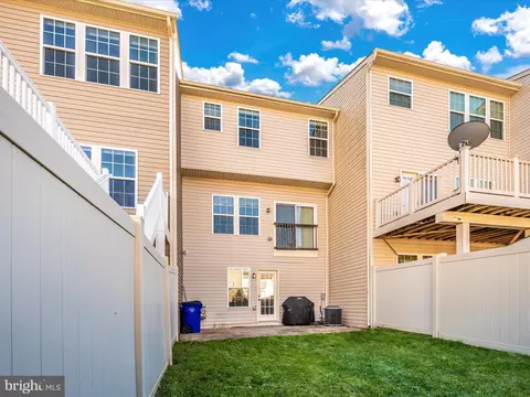 2072 Spring Run Cir, Frederick, MD 21702 photo 34