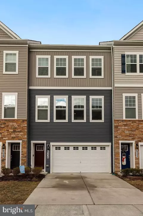 6530 Britannic Pl, Frederick, MD 21703 photo 2