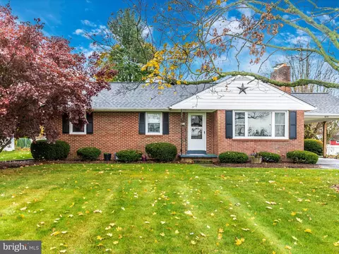 8715 Antietam Dr, Walkersville, MD 21793