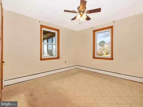 9706 B Hall Rd, Frederick, MD 21701 photo 19