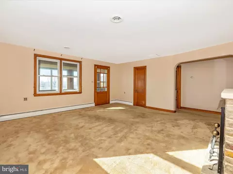 9706 B Hall Rd, Frederick, MD 21701 photo 9