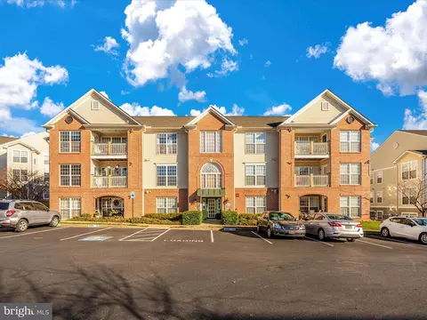 2502 Hemingway Dr #2-2A, Frederick, MD 21702