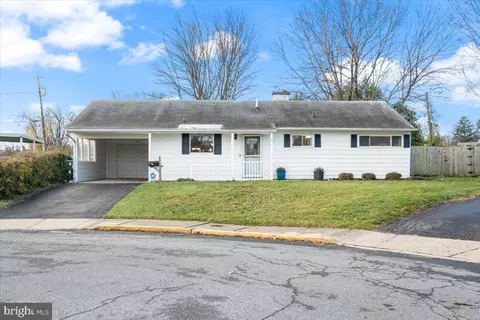610 Charles St, Frederick, MD 21701