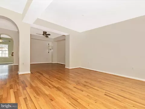 2203 Garden Ln, Frederick, MD 21701 photo 8