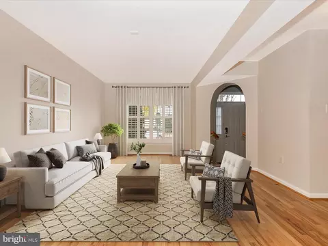 2203 Garden Ln, Frederick, MD 21701 photo 5