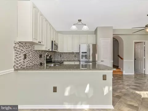 2203 Garden Ln, Frederick, MD 21701 photo 23