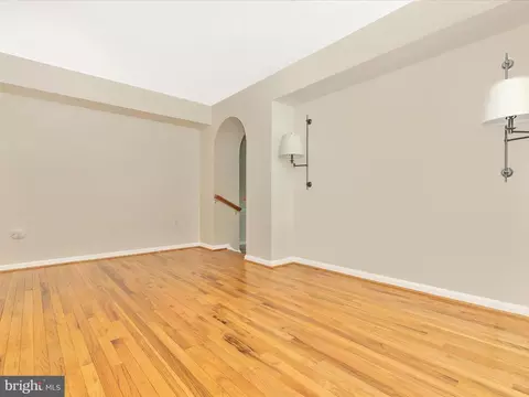 2203 Garden Ln, Frederick, MD 21701 photo 13