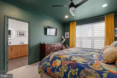 Bedroom - 951 Holden Rd, Frederick, MD 21701 photo 5 of 6