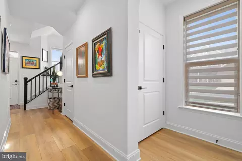 Entry Way - 951 Holden Rd, Frederick, MD 21701 photo 2 of 3