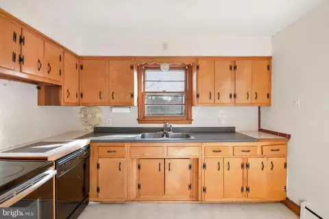 8 Linden Ave, Frederick, MD 21703 photo 8