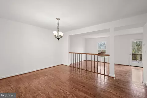 Entry Way - 7994 Schooner Ct, Frederick, MD 21701 photo 3 of 5