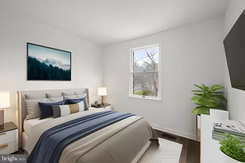 Bedroom - 7994 Schooner Ct, Frederick, MD 21701 photo 2 of 5