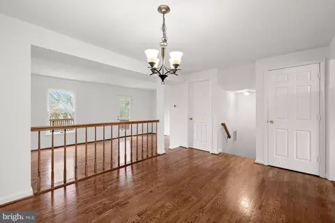 Entry Way - 7994 Schooner Ct, Frederick, MD 21701 photo 2 of 5