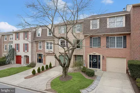 Exterior - 7994 Schooner Ct, Frederick, MD 21701 photo 4 of 22