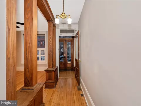 128 W 3rd St, Frederick, MD 21701 photo 3