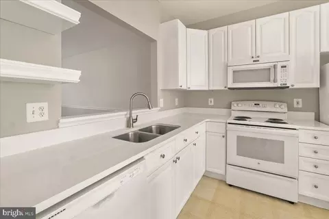 116 Fieldstone Ct, Frederick, MD 21702 photo 12