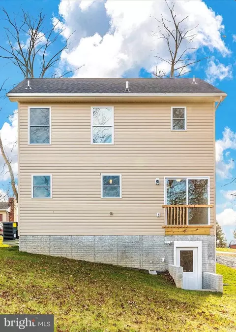 407 E St, Brunswick, MD 21716 photo 40
