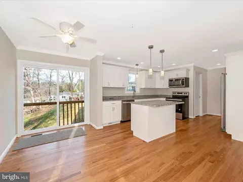 407 E St, Brunswick, MD 21716 photo 12