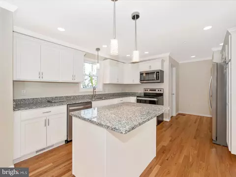 407 E St, Brunswick, MD 21716 photo 16