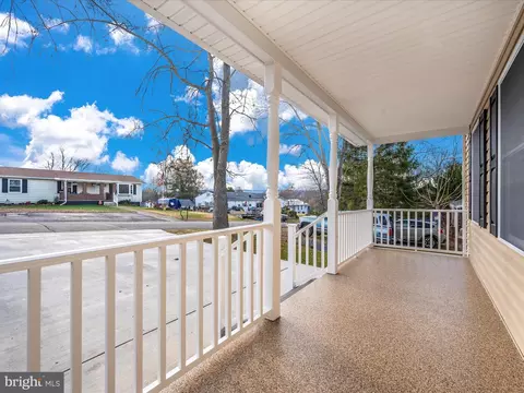 407 E St, Brunswick, MD 21716 photo 45