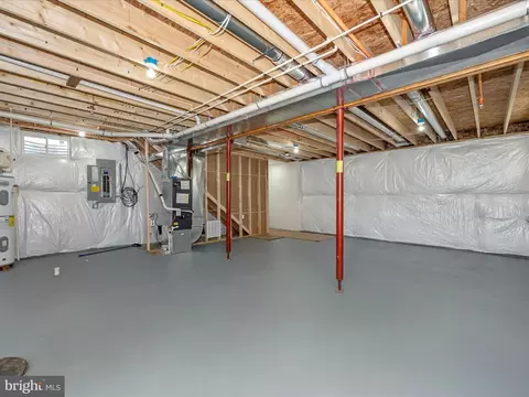 407 E St, Brunswick, MD 21716 photo 38