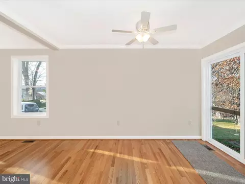 407 E St, Brunswick, MD 21716 photo 13