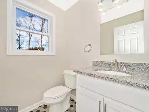 407 E St, Brunswick, MD 21716 photo 25