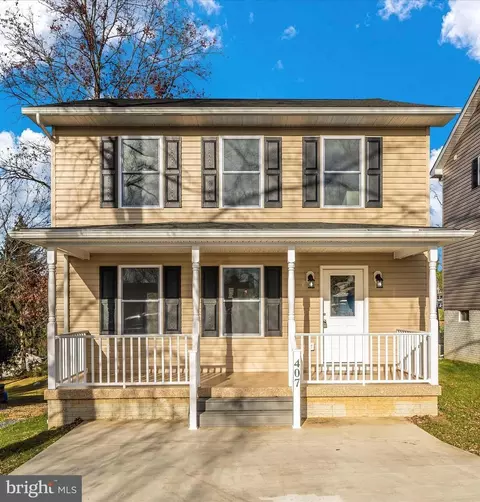 407 E St, Brunswick, MD 21716