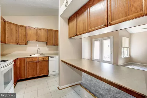 2106 Whitehall Rd #2D, Frederick, MD 21702 photo 17