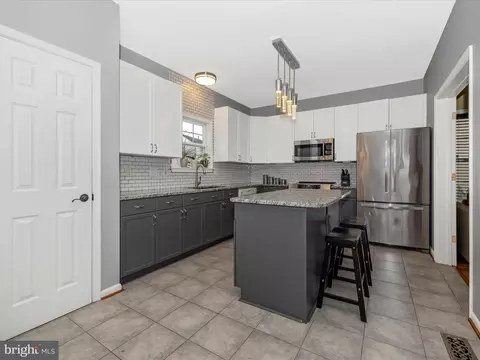 77 George Thomas Dr, Frederick, MD 21702 photo 10
