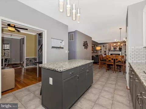 77 George Thomas Dr, Frederick, MD 21702 photo 13