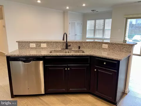 6521 Walcott Ln #101, Frederick, MD 21703 photo 10