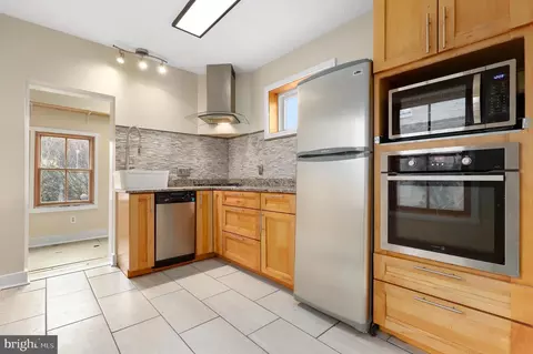 456 W South St, Frederick, MD 21701 photo 8