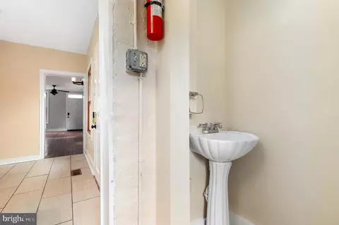 456 W South St, Frederick, MD 21701 photo 12