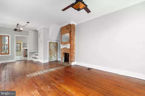 456 W South St, Frederick, MD 21701 photo 6