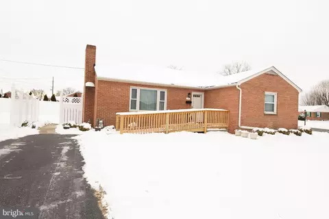 400 Delaware Rd, Frederick, MD 21701 photo 3