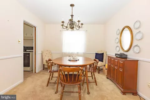 400 Delaware Rd, Frederick, MD 21701 photo 8