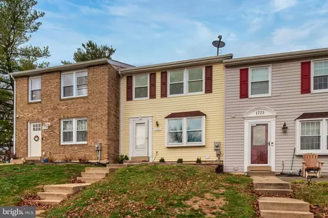 1721 Springhouse Ct, Frederick, MD 21702