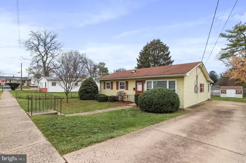 305 Barbara St, Frederick, MD 21701 photo 3