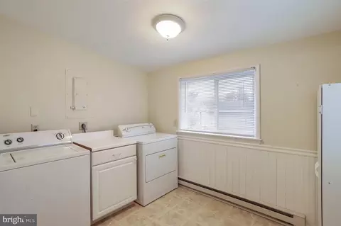 305 Barbara St, Frederick, MD 21701 photo 12