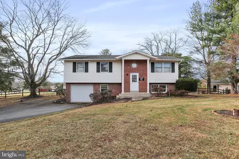 4298 Molesworth Ter, Mount Airy, MD 21771