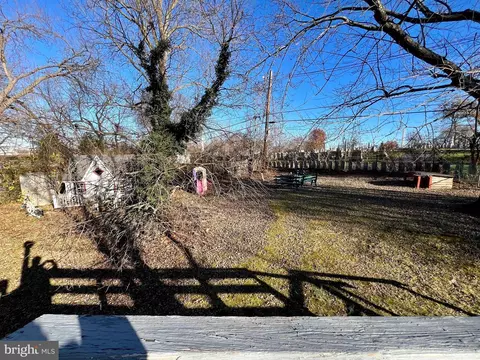 542 Logan St, Frederick, MD 21701 photo 42
