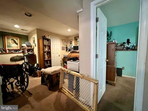 542 Logan St, Frederick, MD 21701 photo 25