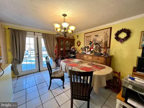 542 Logan St, Frederick, MD 21701 photo 10