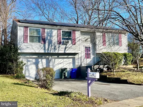 542 Logan St, Frederick, MD 21701